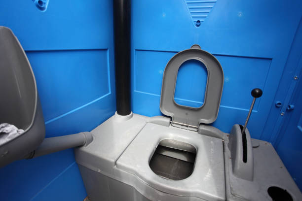 Best Portable Restroom Servicing (Cleaning and Restocking)  in Felida, WA